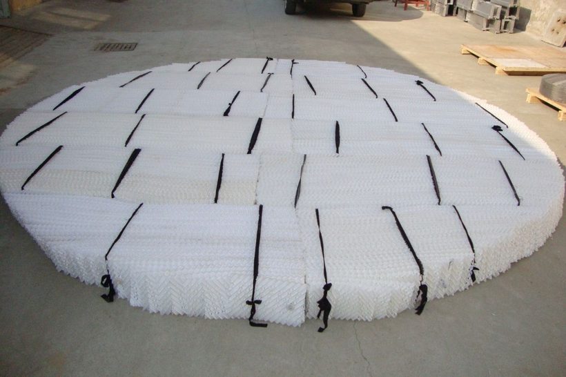 Plastic Corrugated Plate Structured Packing ผลิตจาก Polypropylene สำหรับหอดูดซึมที่มีการกัดกร่อน