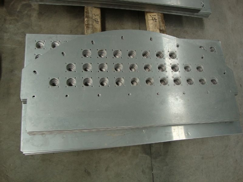 Sieve Tray แบบแผ่นเจาะรูสำหรับการสัมผัสระหว่างไอและของเหลว